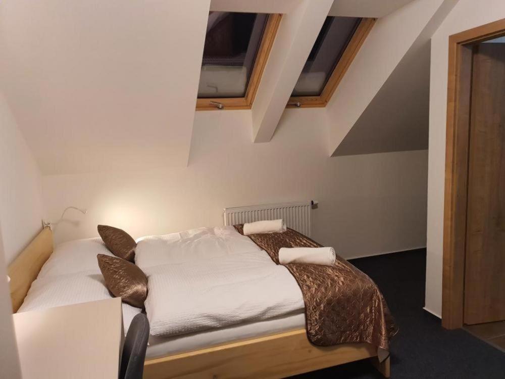 Economy Double Room photo 1