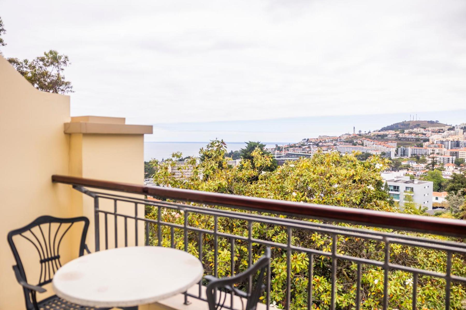 Double Room with Panoramic View - Photo 4