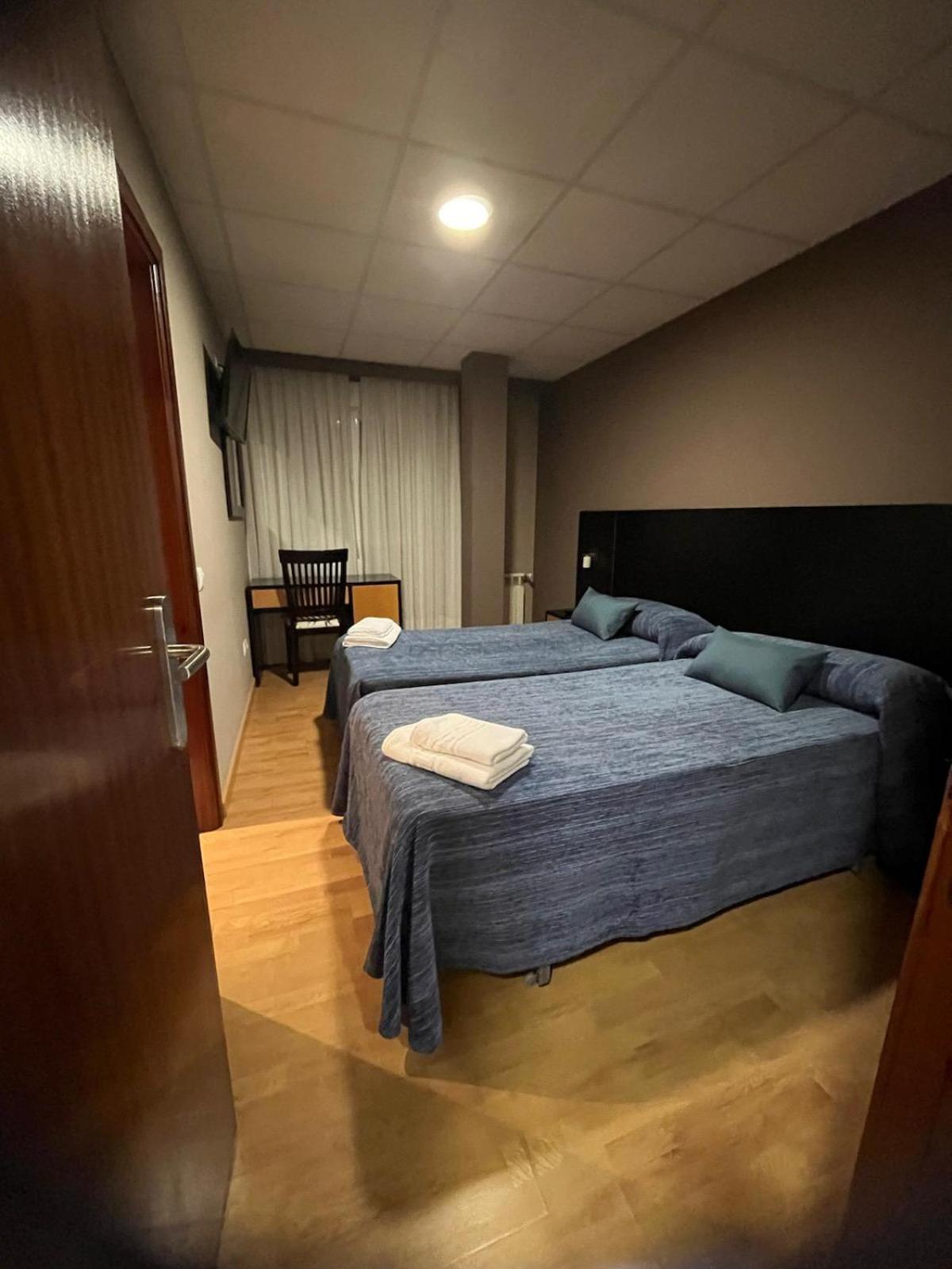Double or Twin Room photo 2