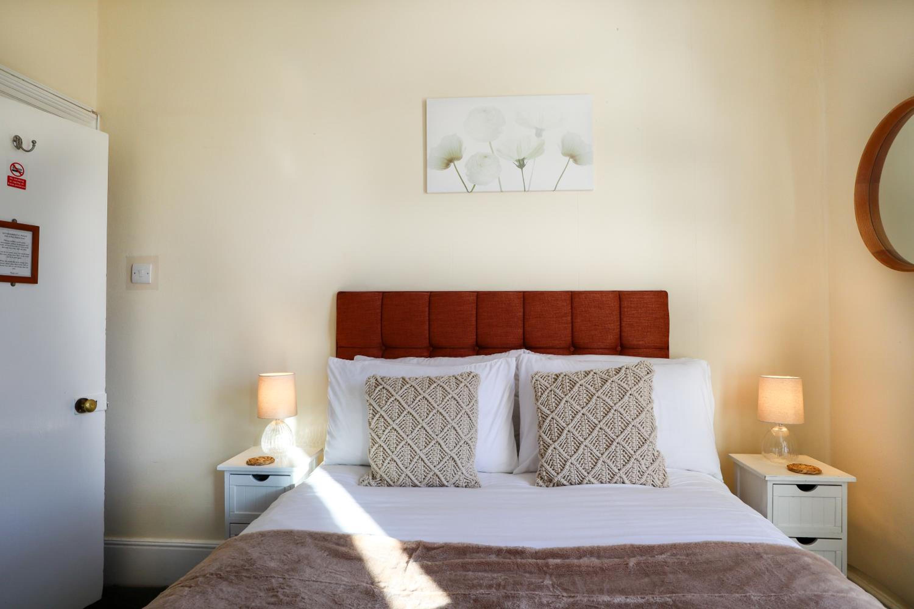 Double Room with Private Bathroom photo 3