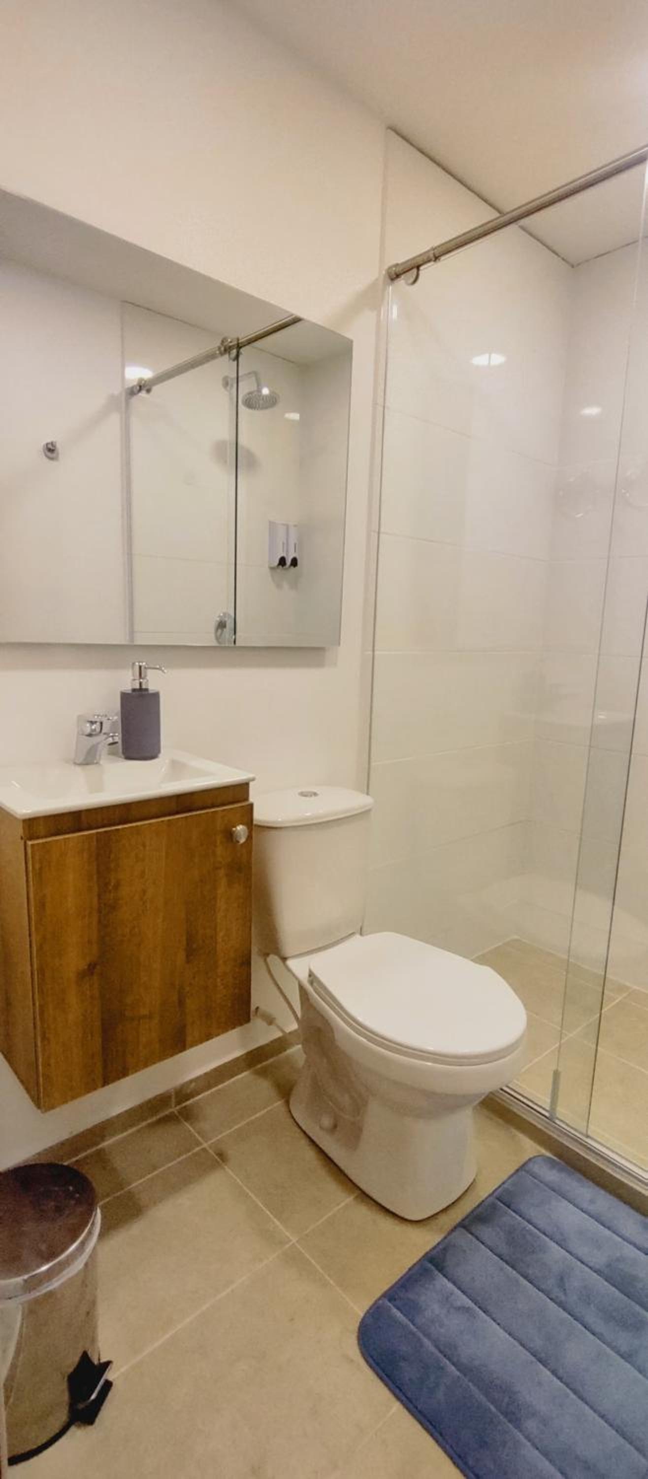 Single Room with Bathroom photo 3