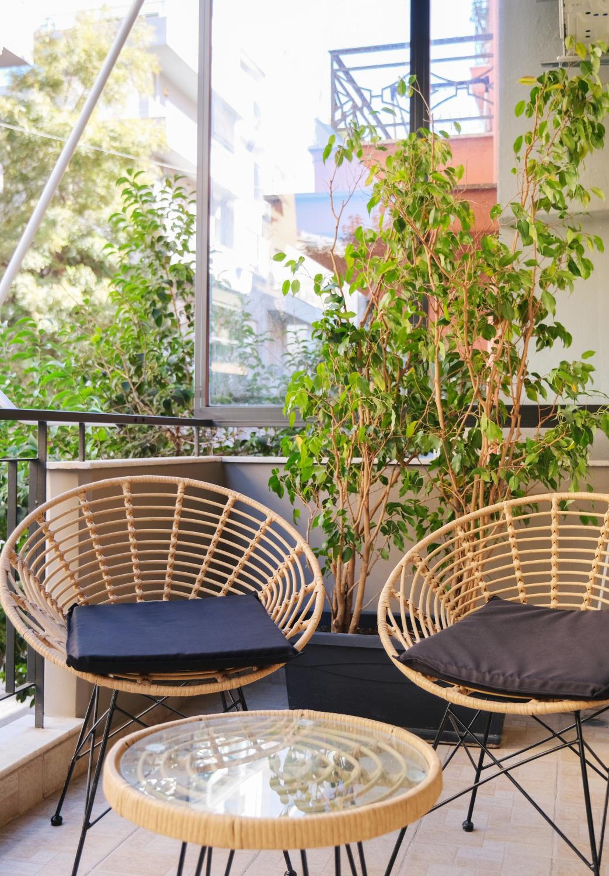 One-Bedroom Deluxe Apartment