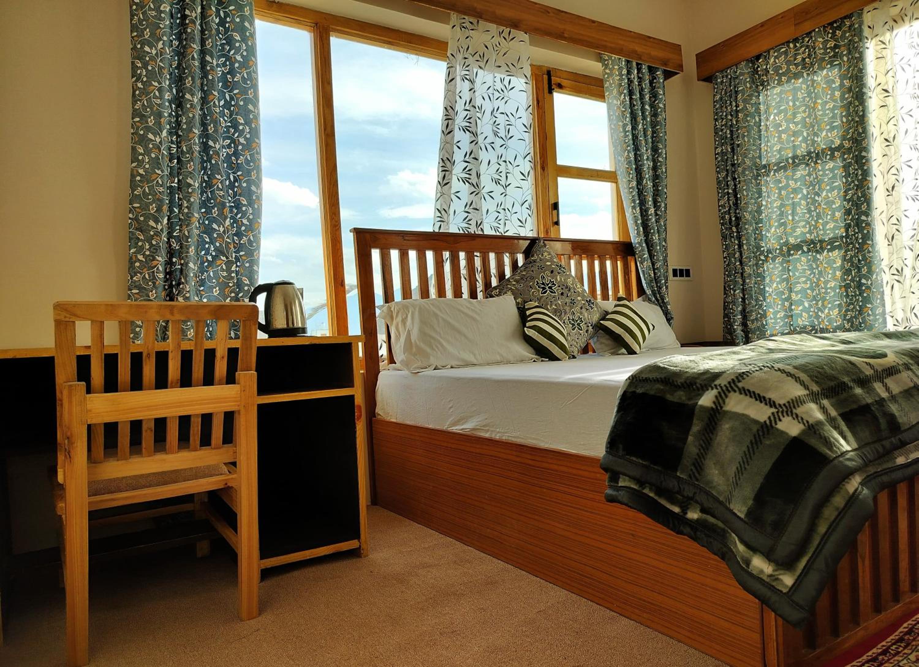 King Room with Balcony photo 2