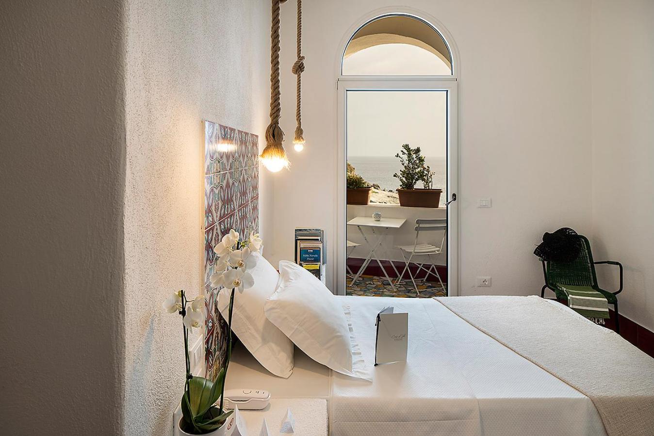 Superior Single Room with Sea View