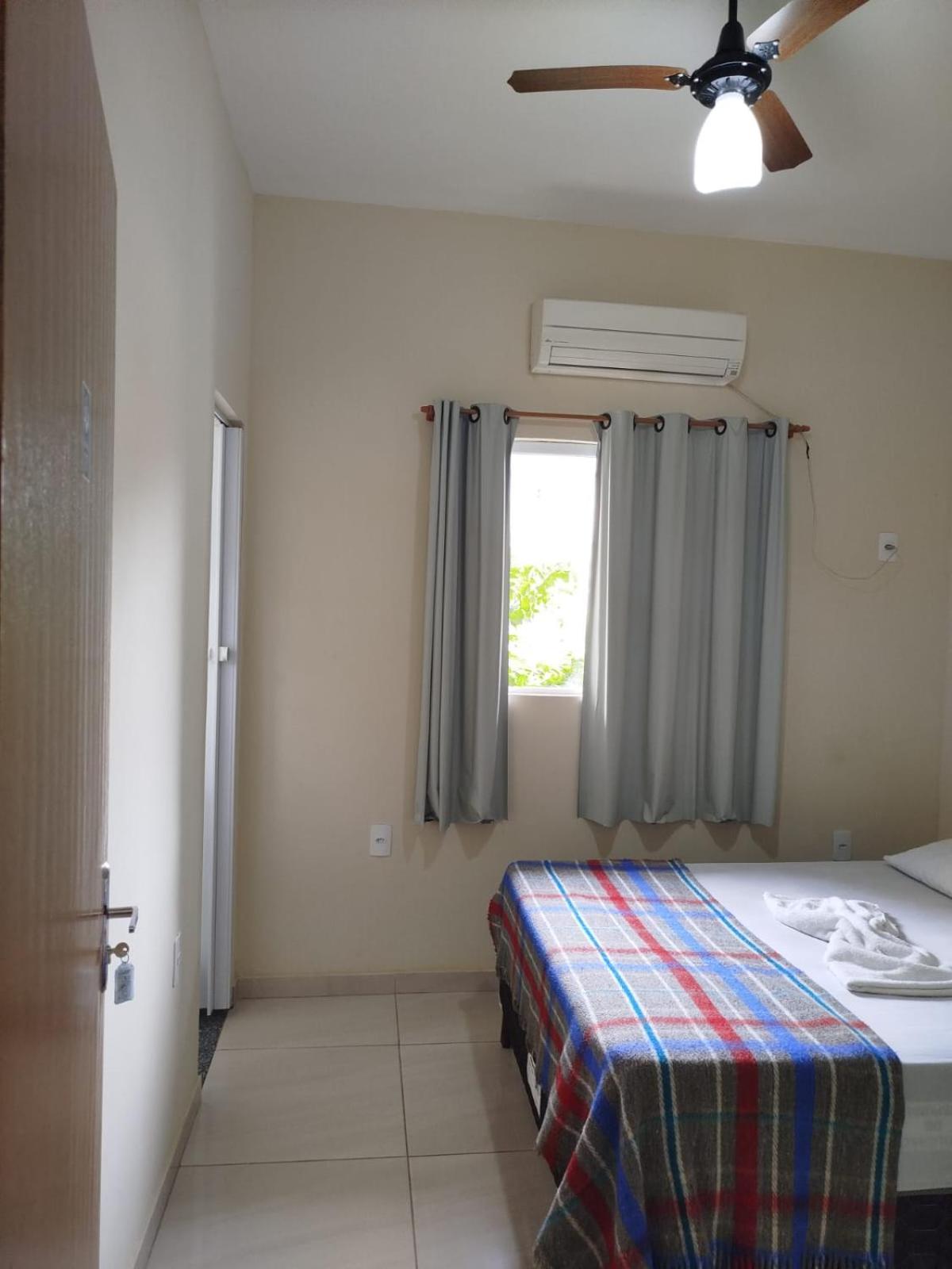 Single Room with Bathroom photo 1