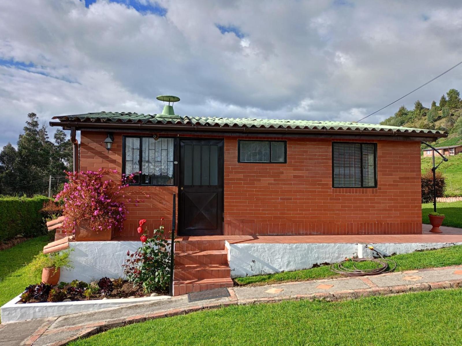 Two-Bedroom House photo 3