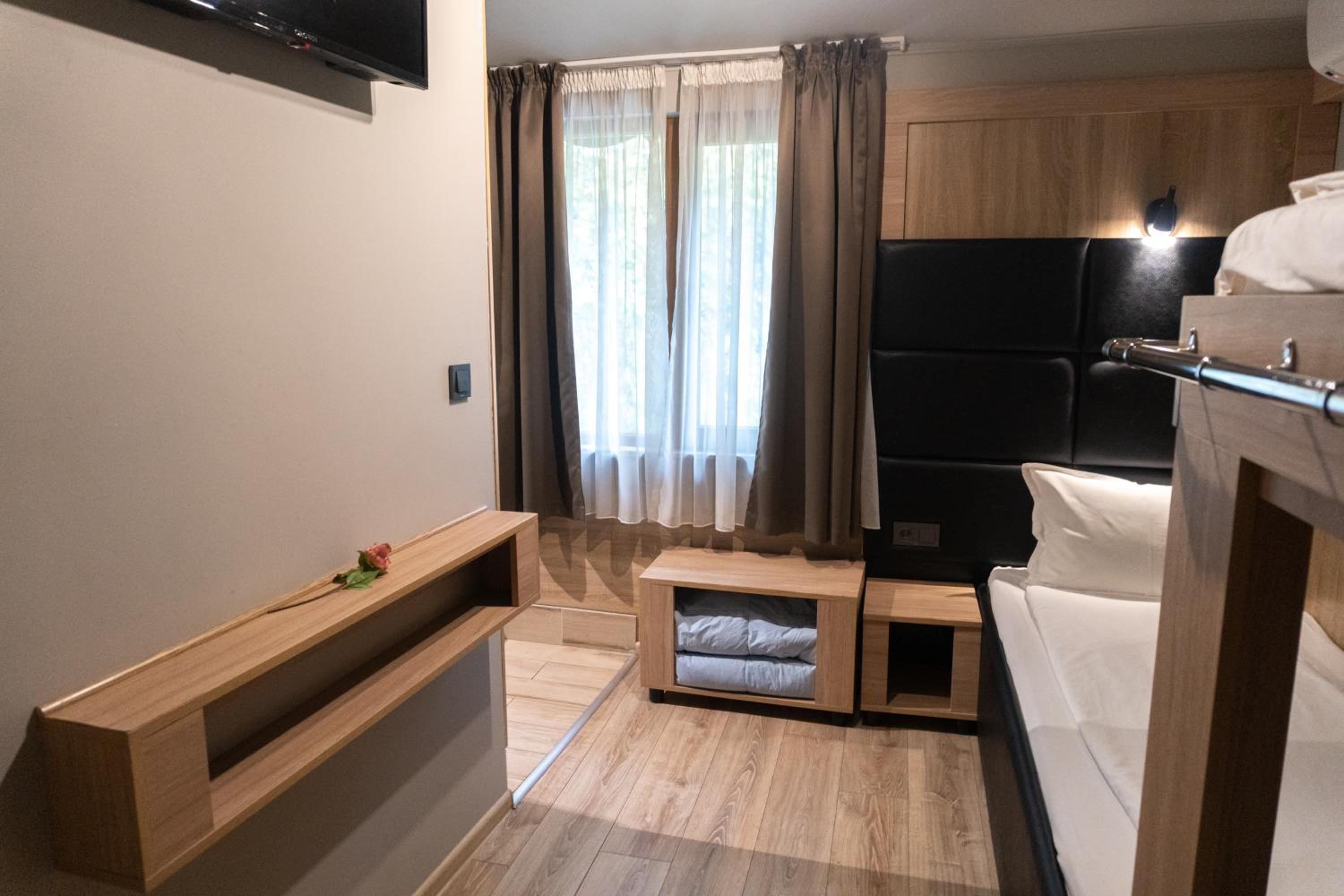 Triple Room photo 2