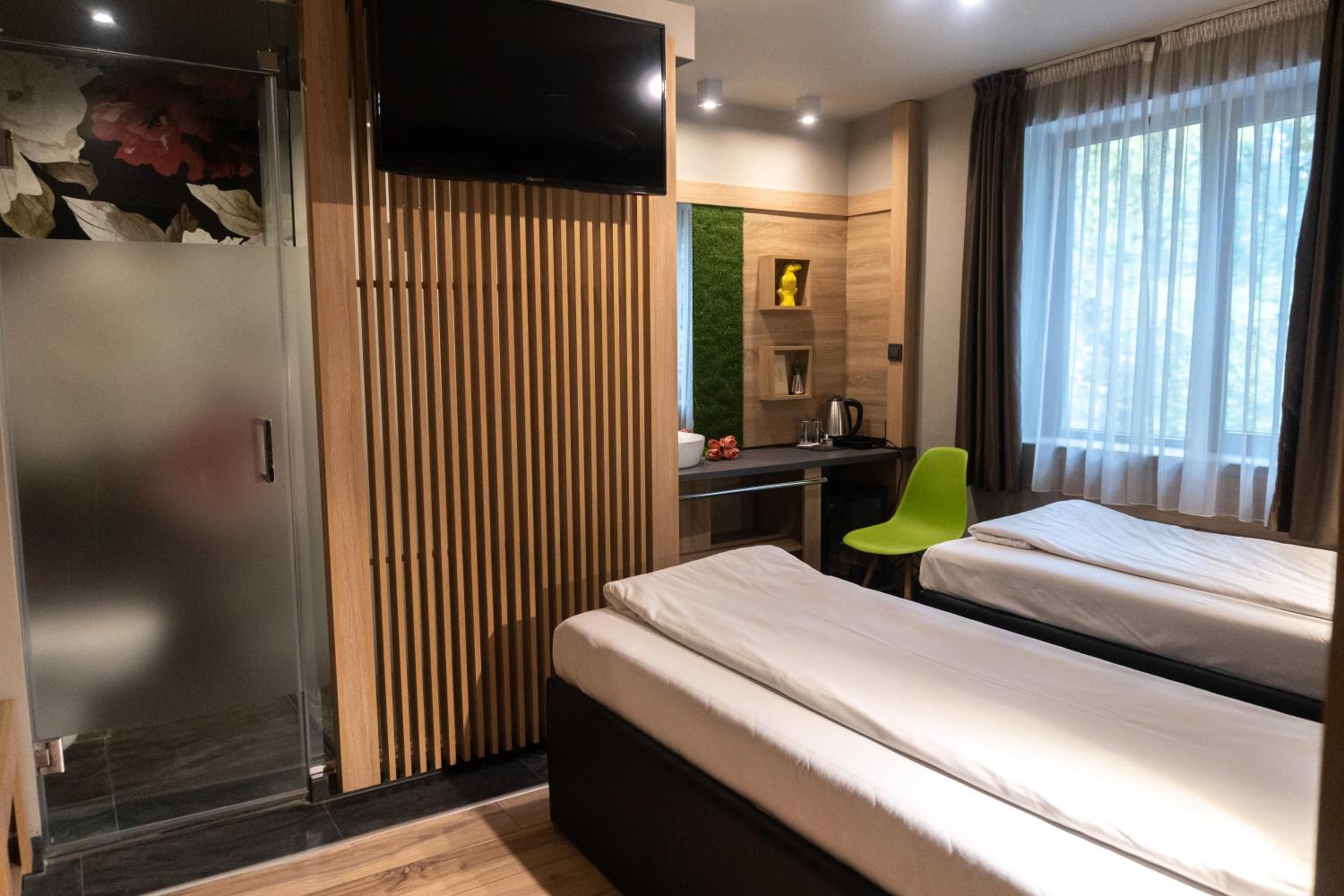 Standard Double Room photo 2
