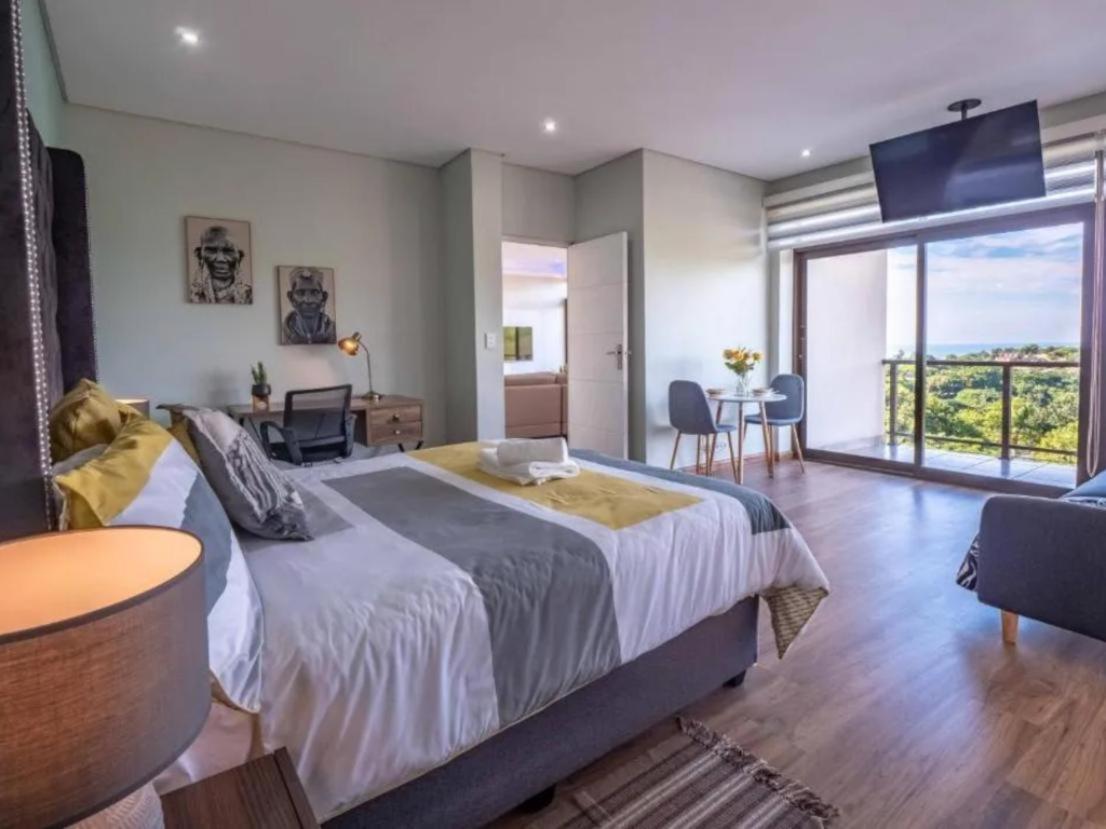 Double Room with Balcony and Sea View - Photo 5