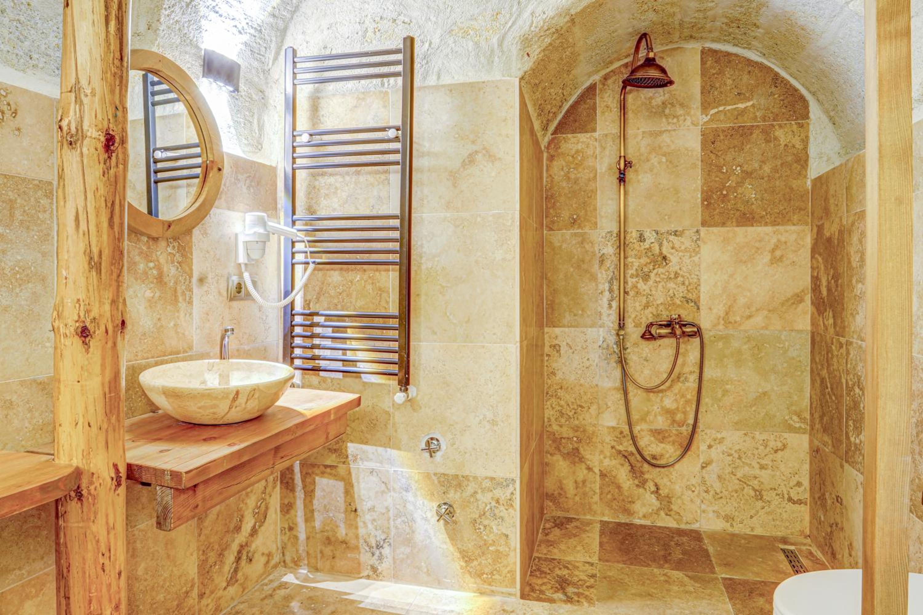Double Room with Spa Bath photo 2