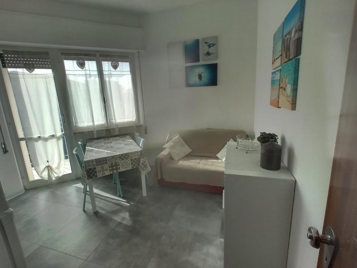 Two-Bedroom Apartment with Balcony and Sea View photo 1