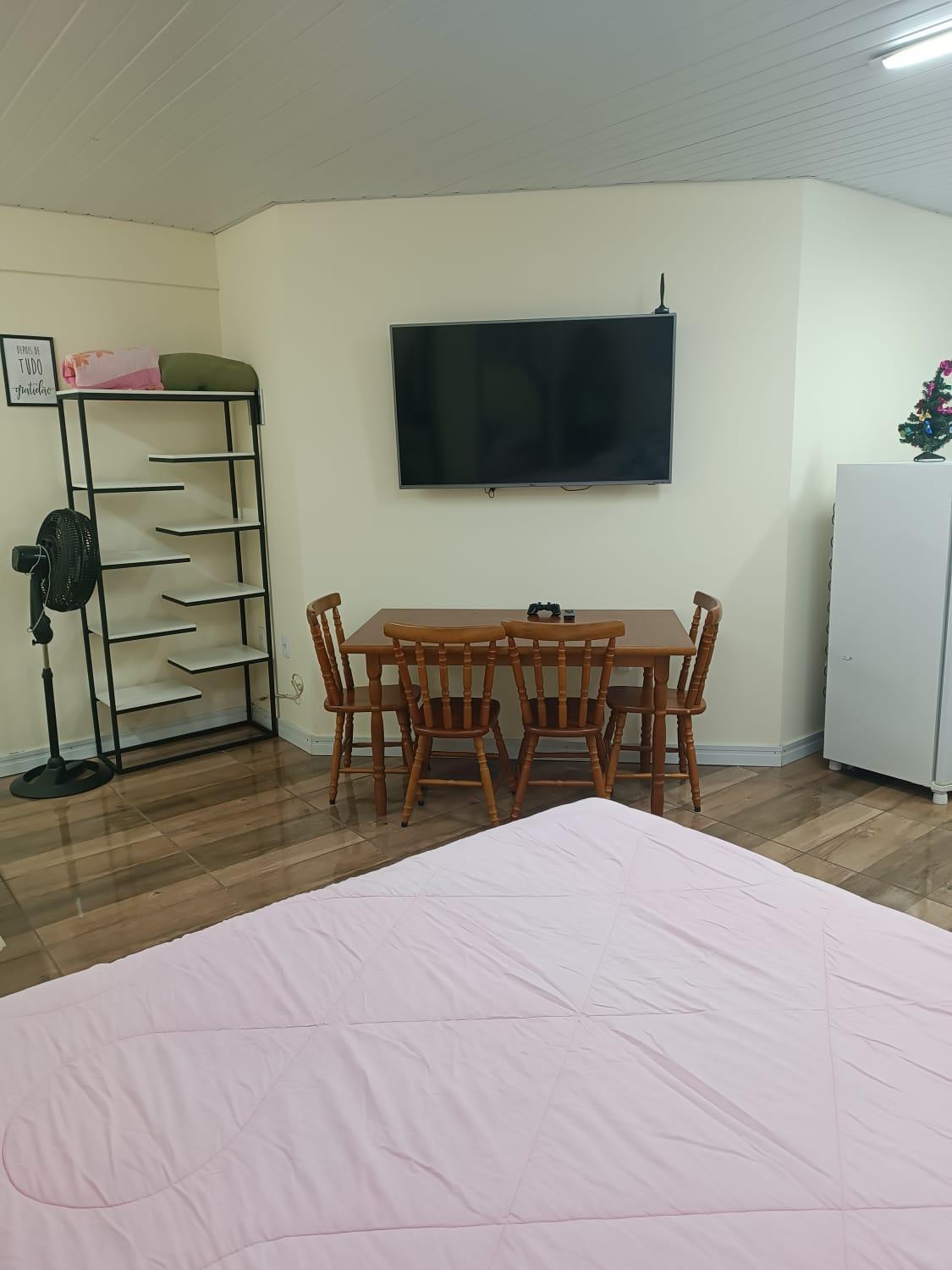 One-Bedroom House photo 1