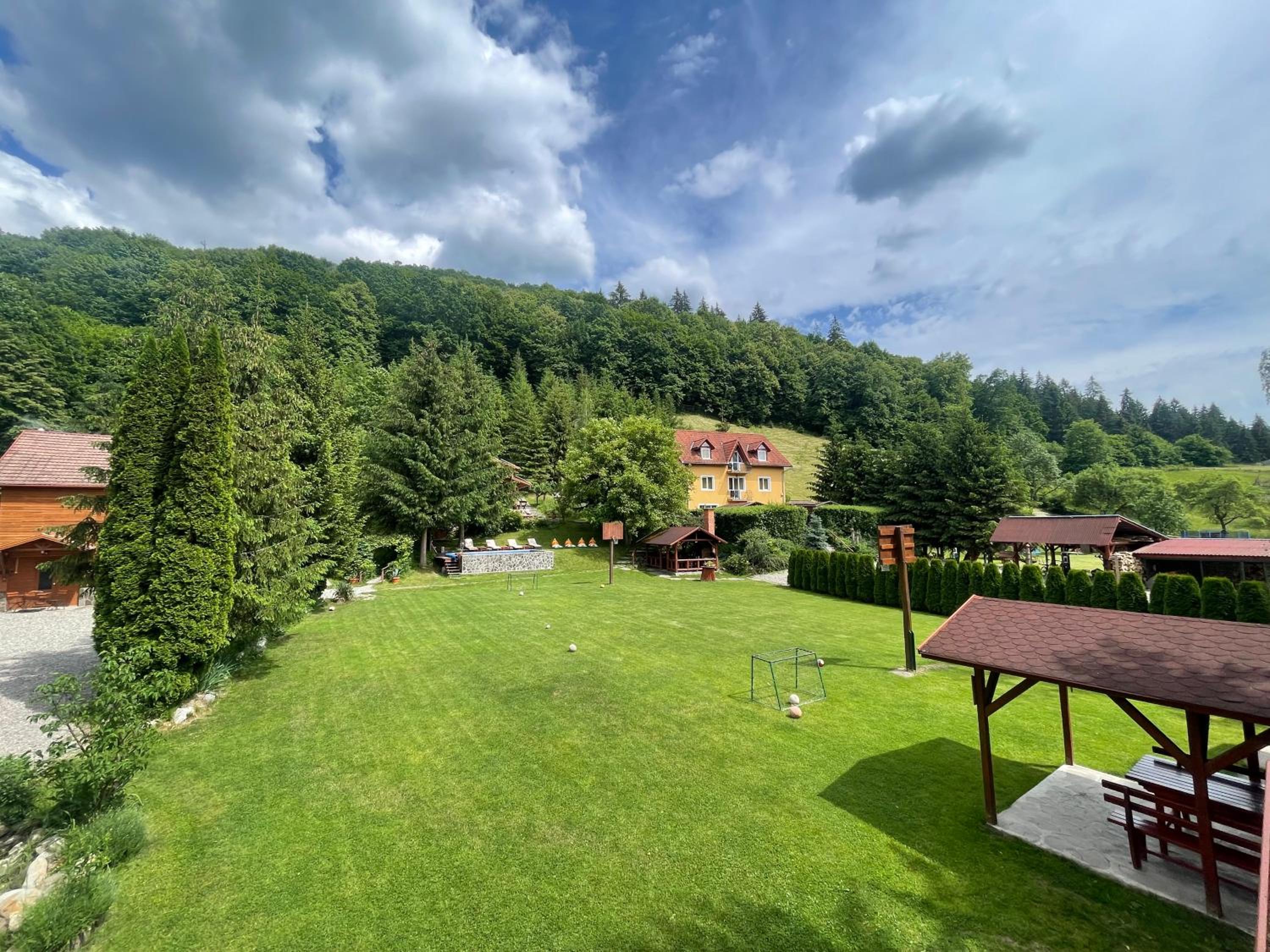 Superior Chalet photo 3