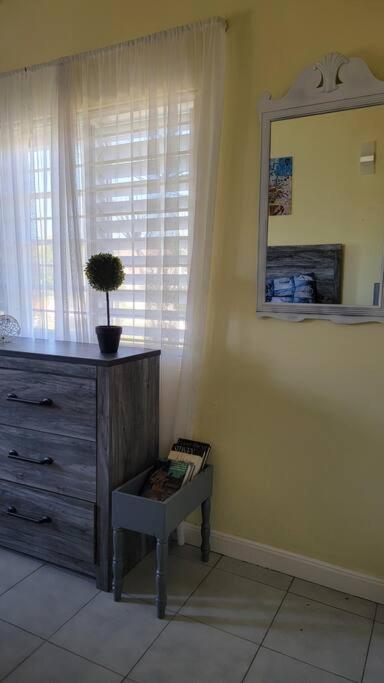 Three-Bedroom House photo 2