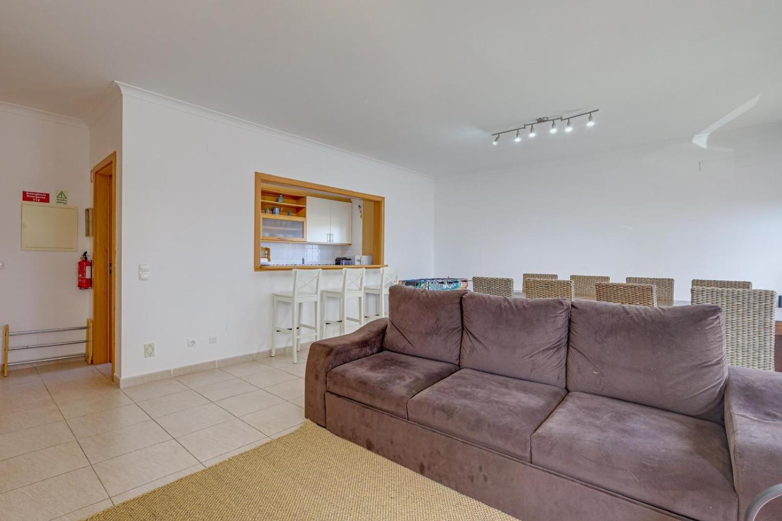 Two-Bedroom Apartment photo 2