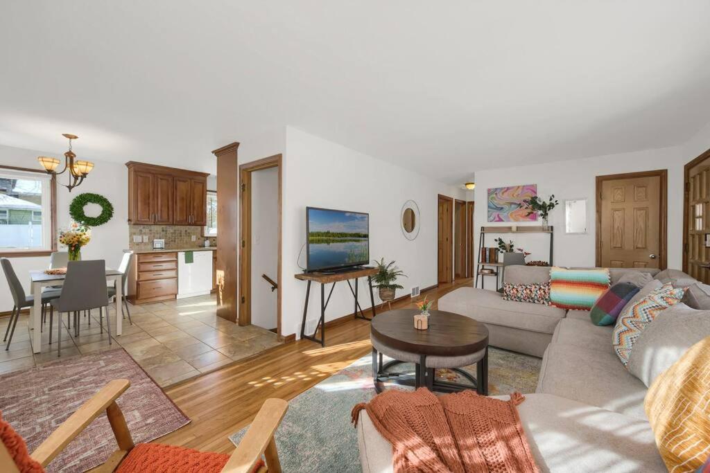 Four-Bedroom House photo 1