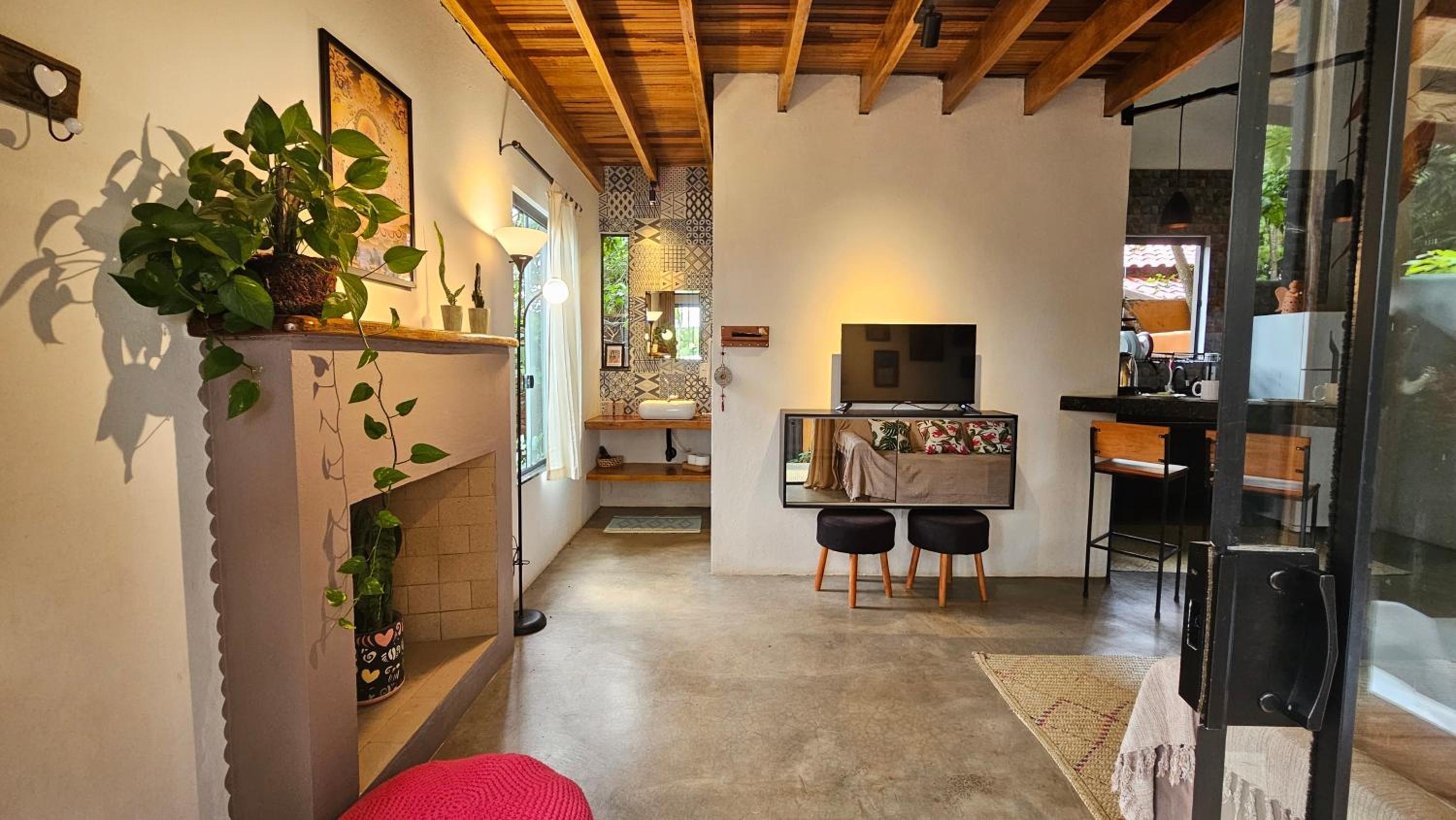 One-Bedroom House photo 1