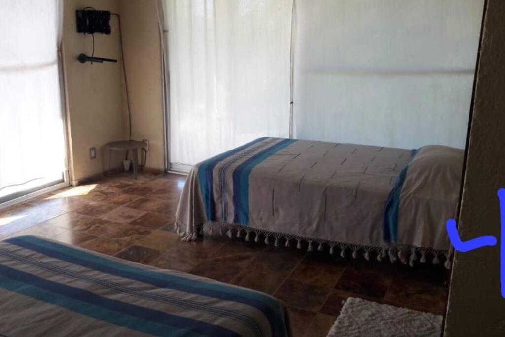 Four-Bedroom House photo 1