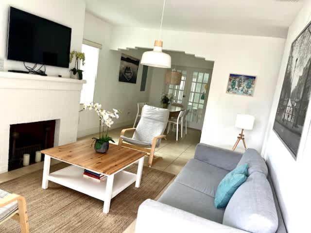 Apartment photo 1