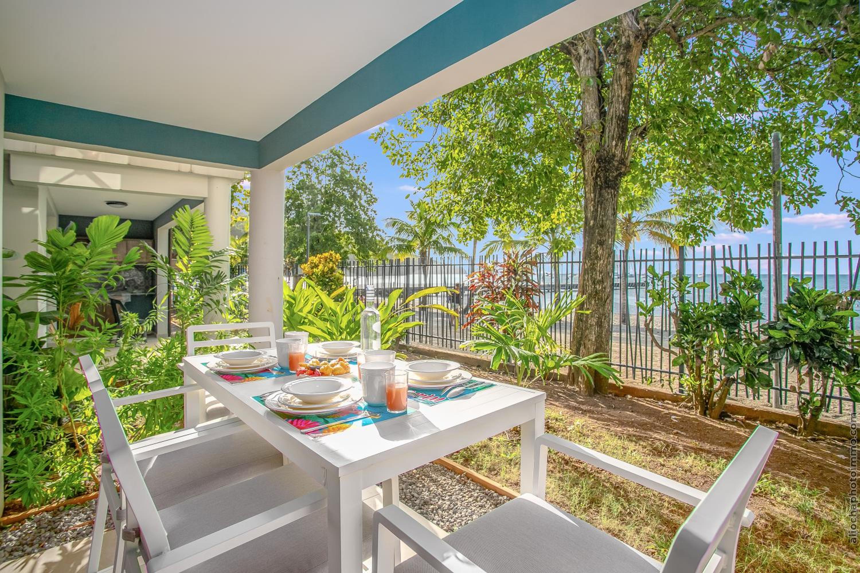 Suite with Garden View