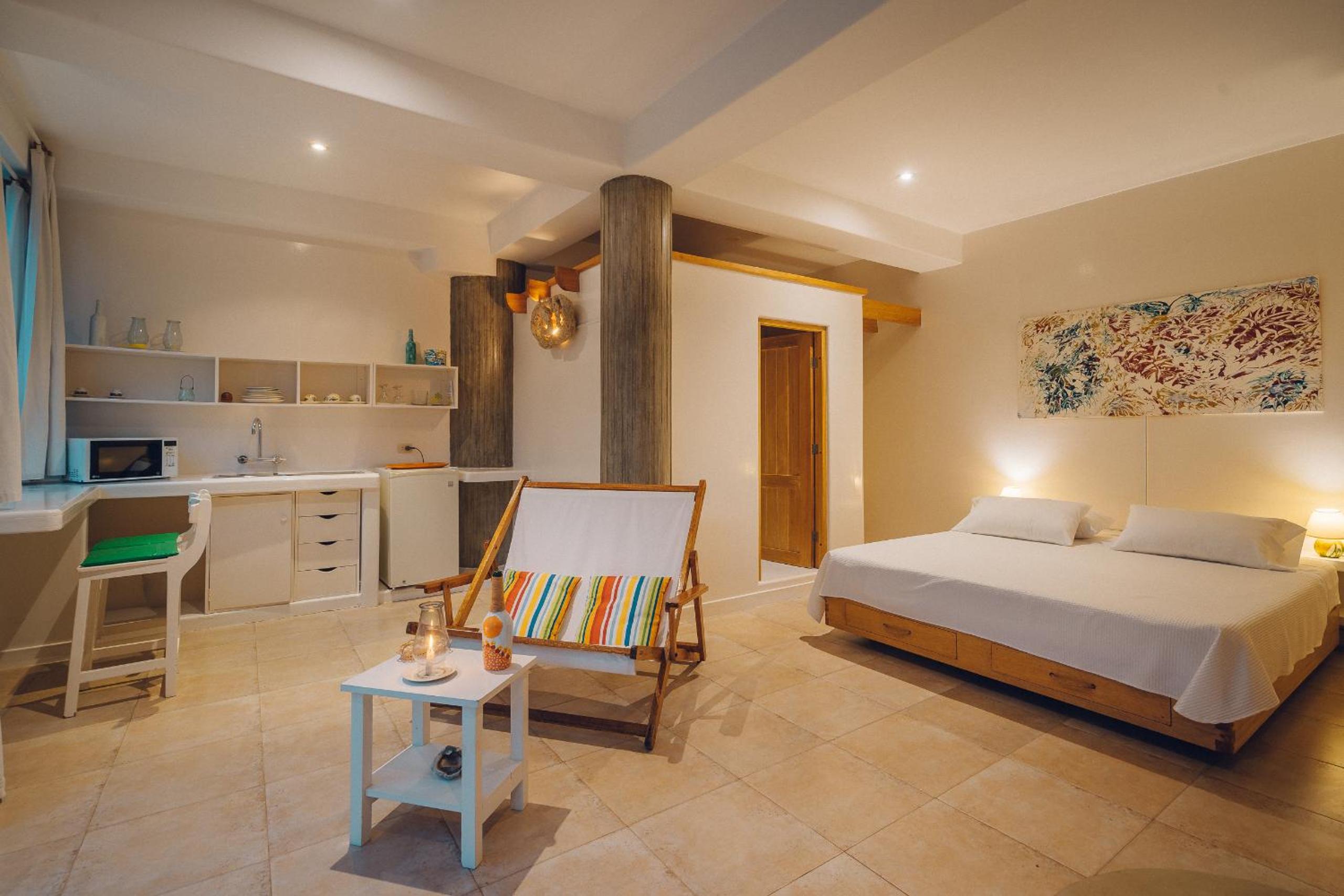Deluxe Suite with Sea View photo 2