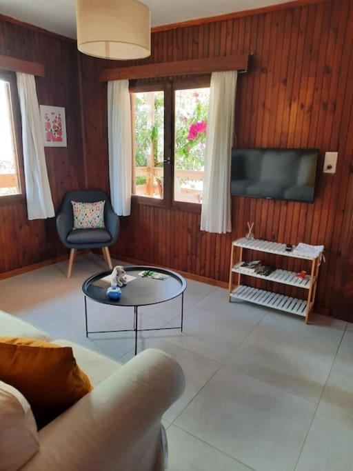 Two-Bedroom House photo 3
