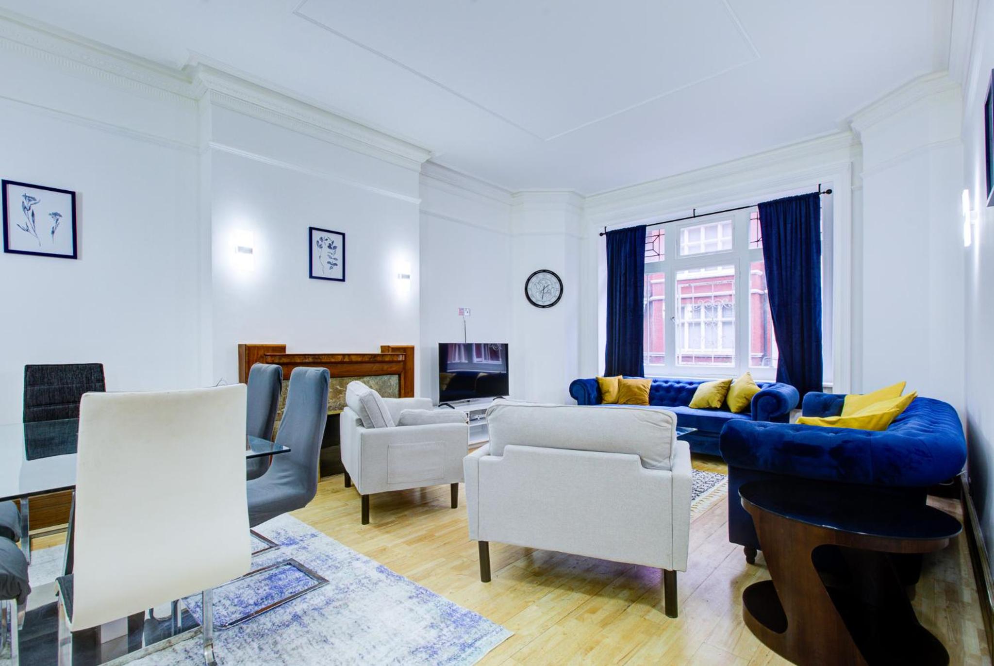 Apartment photo 1