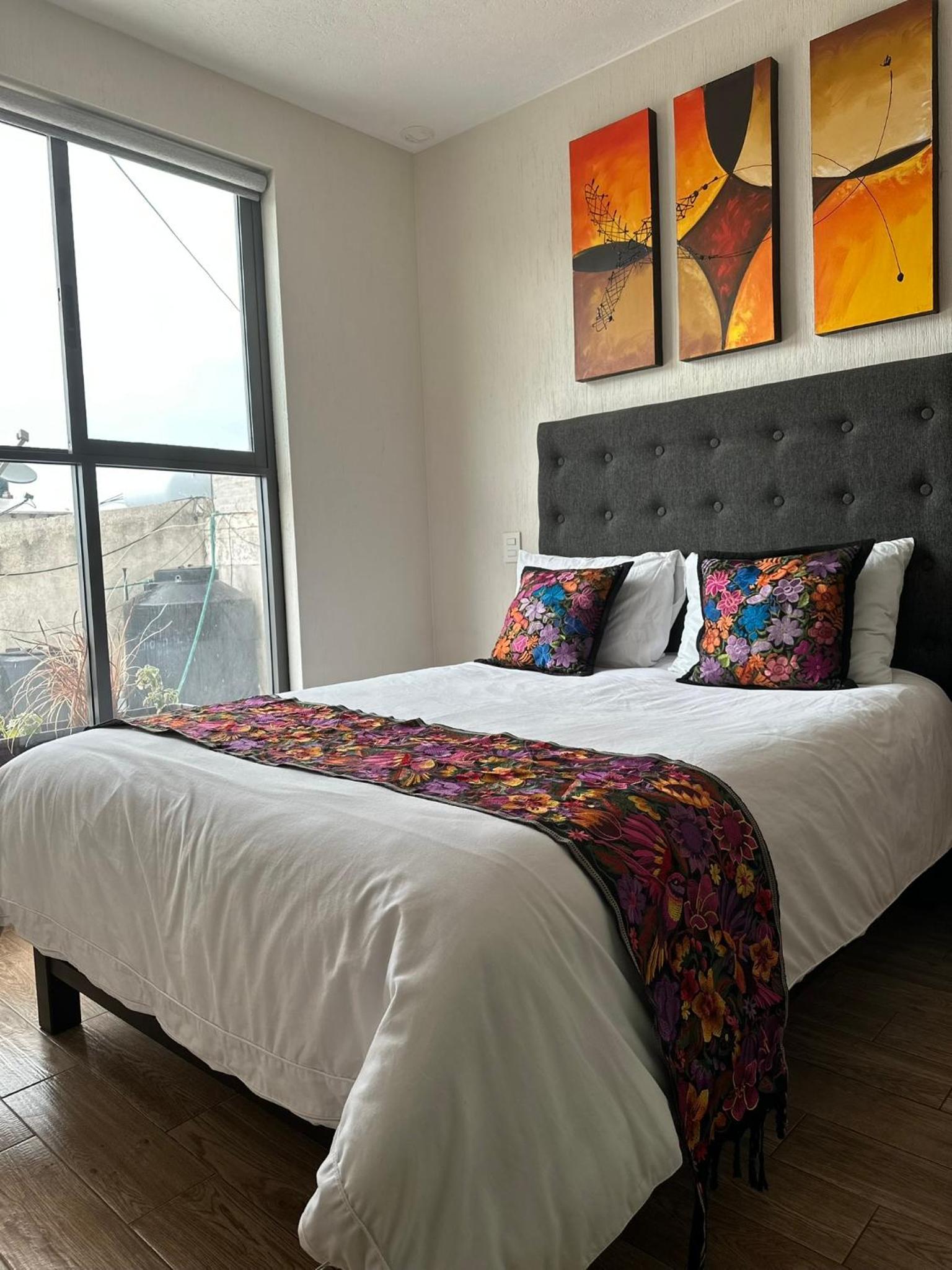 Deluxe Queen Room - Photo 22