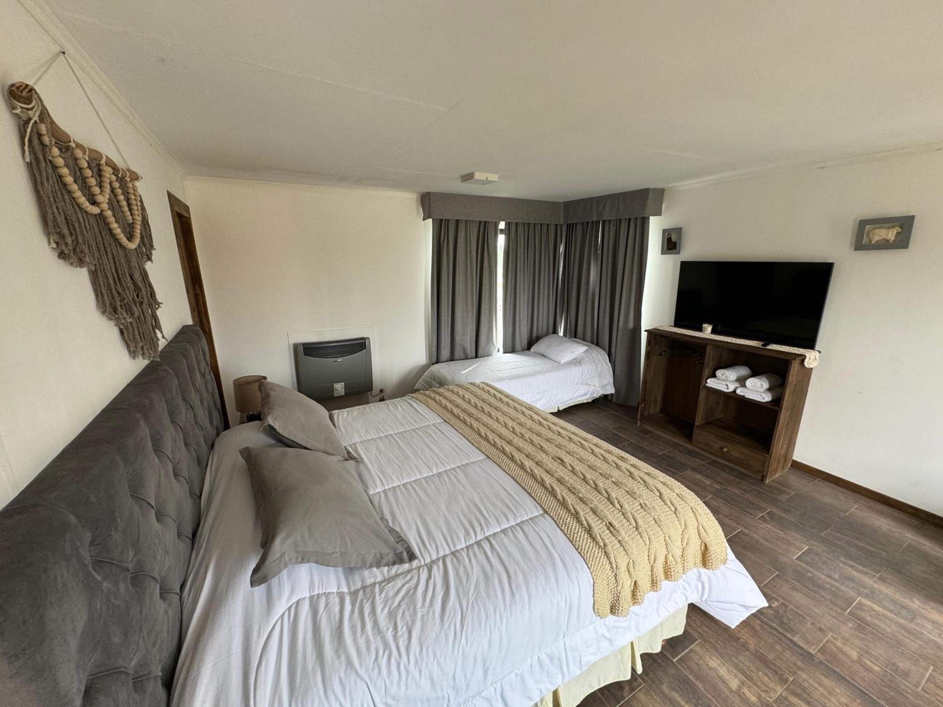 One-Bedroom House photo 1