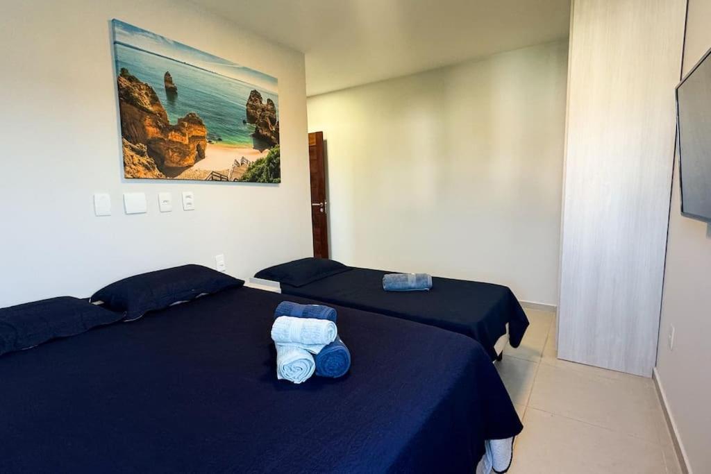 Five-Bedroom House photo 1