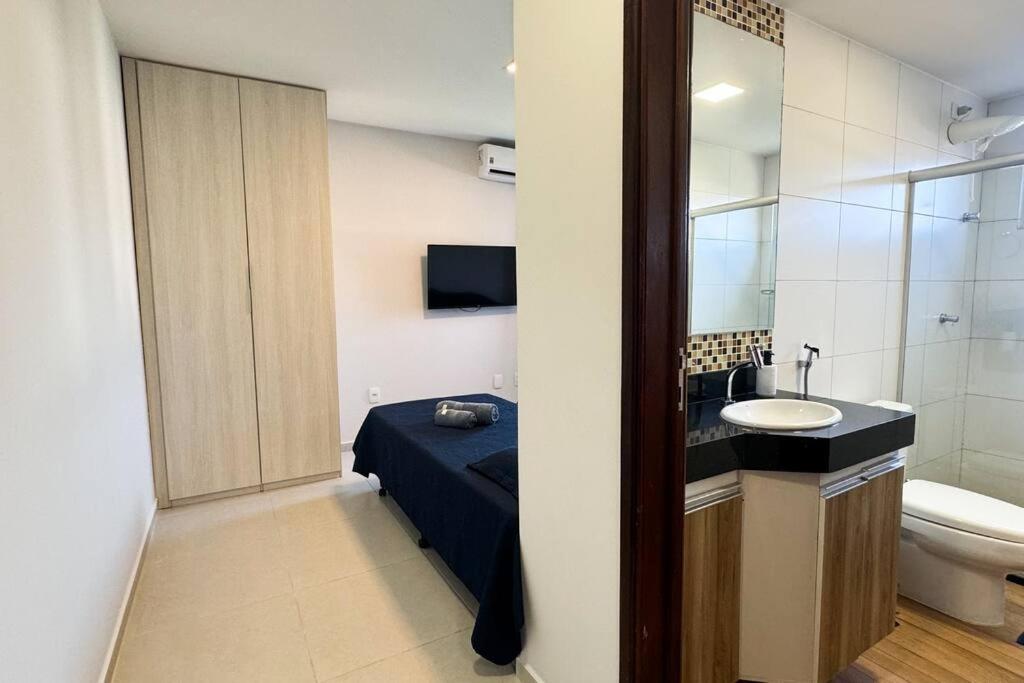 Five-Bedroom House photo 2
