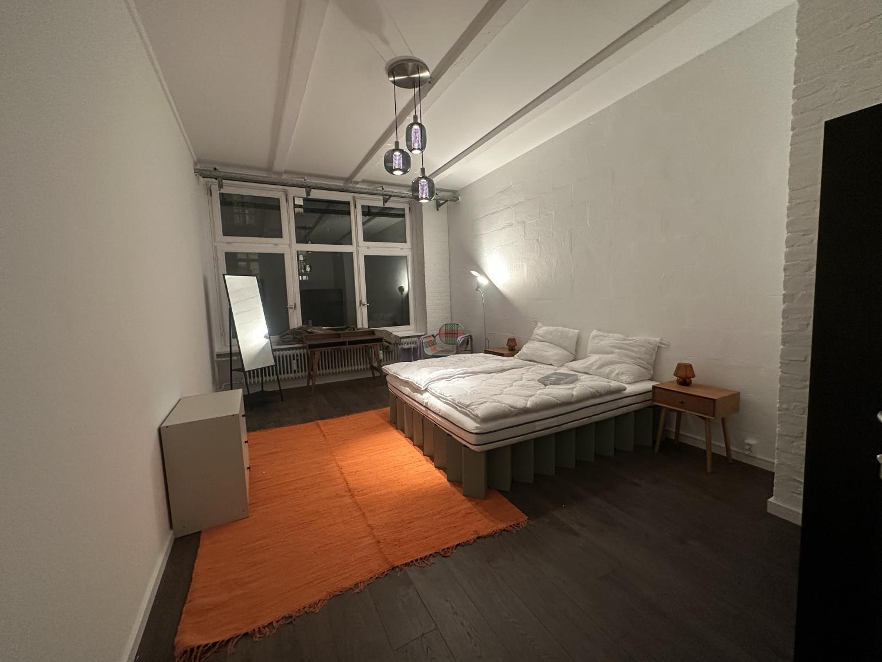 Double Room With Shared Bathroom photo 1