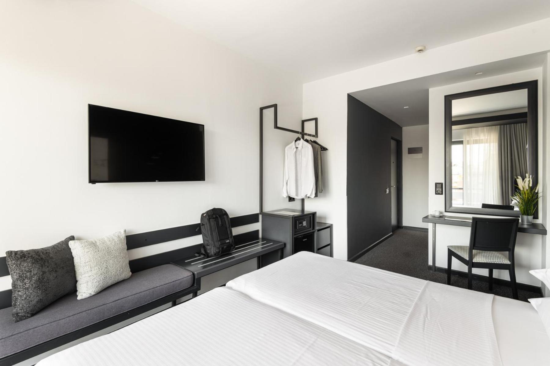 Superior Room - Photo 13