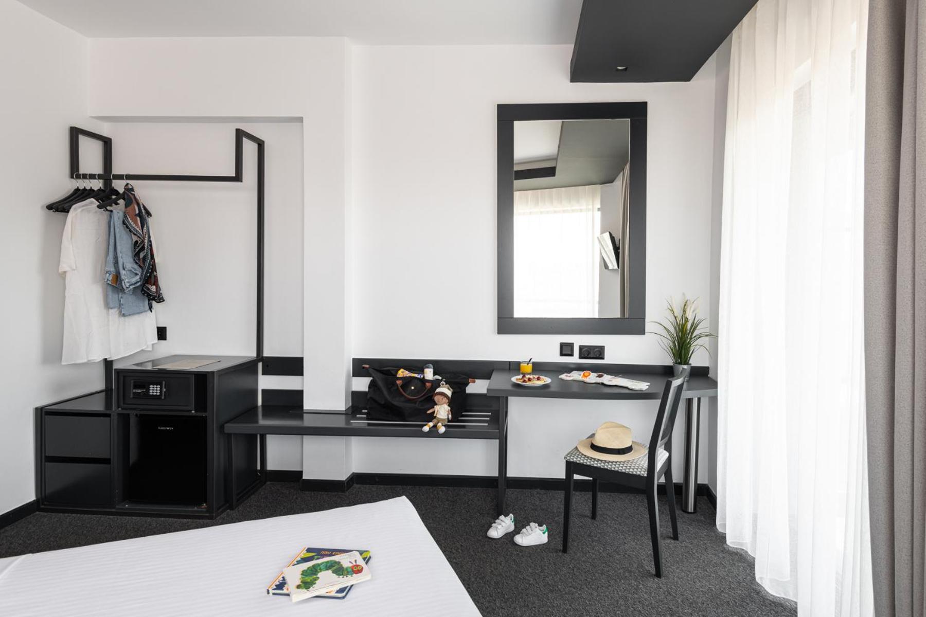 Superior Room - Photo 6