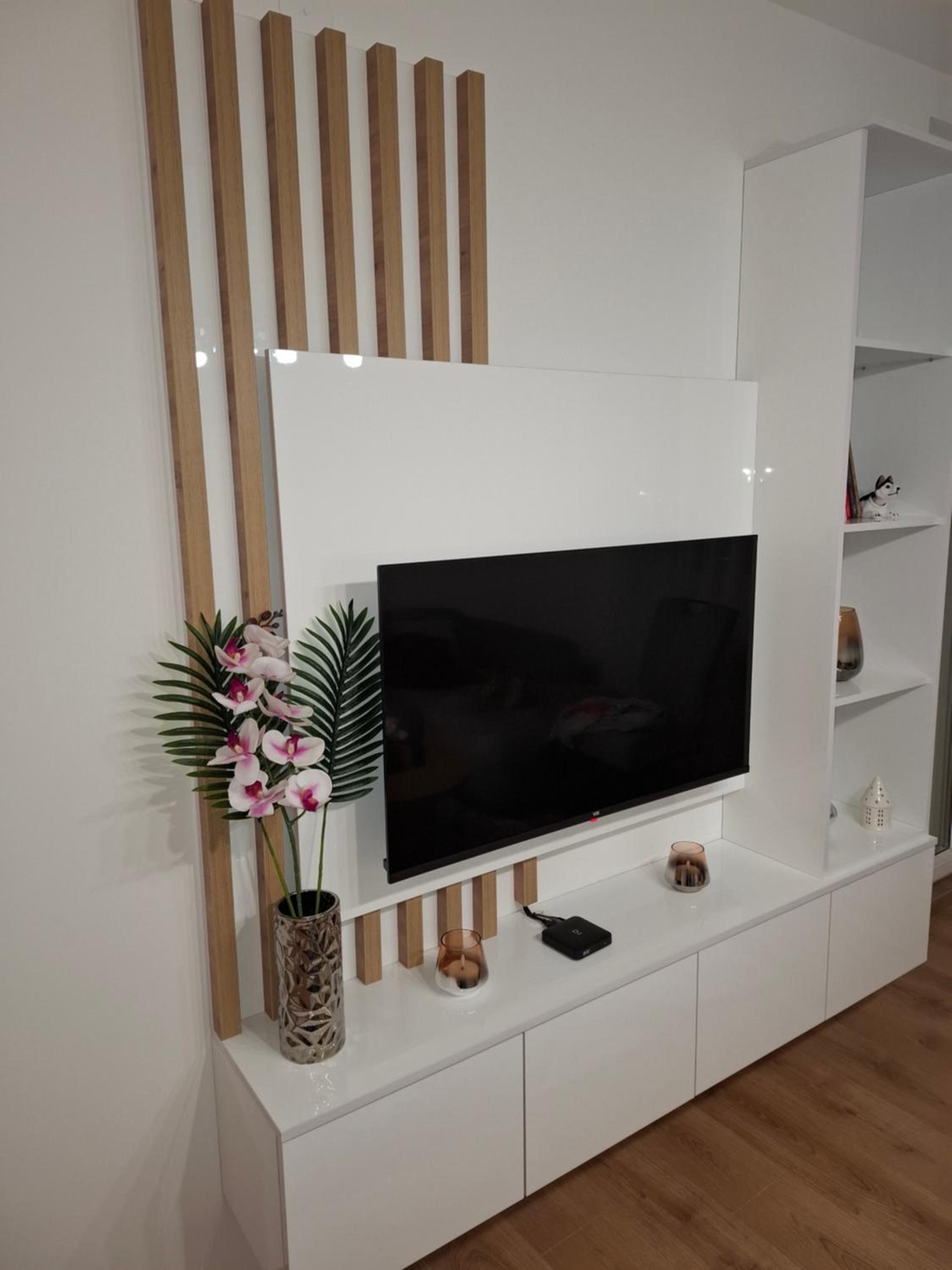 One-Bedroom Apartment photo 2