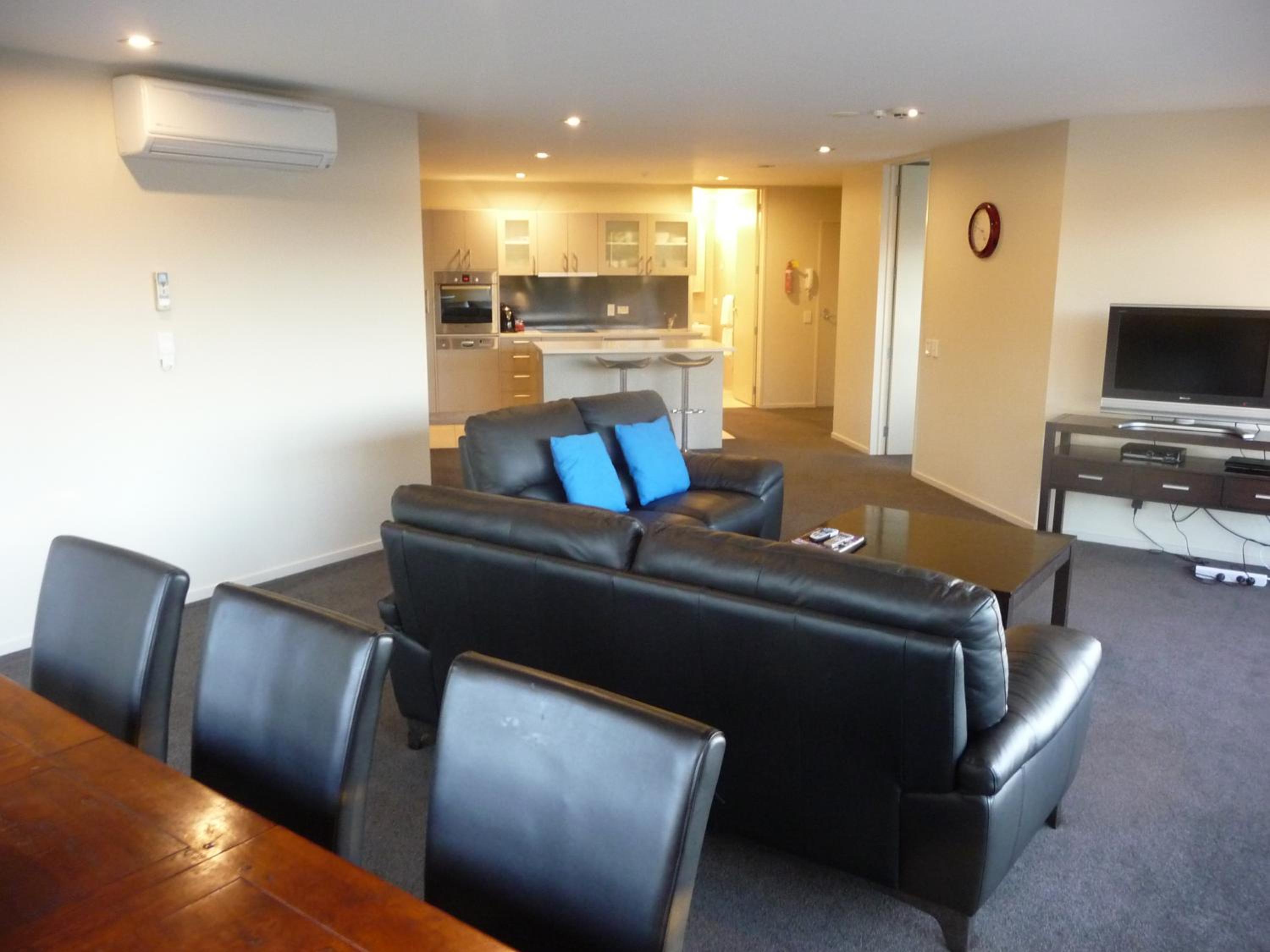 Three-Bedroom Apartment With Harbour View