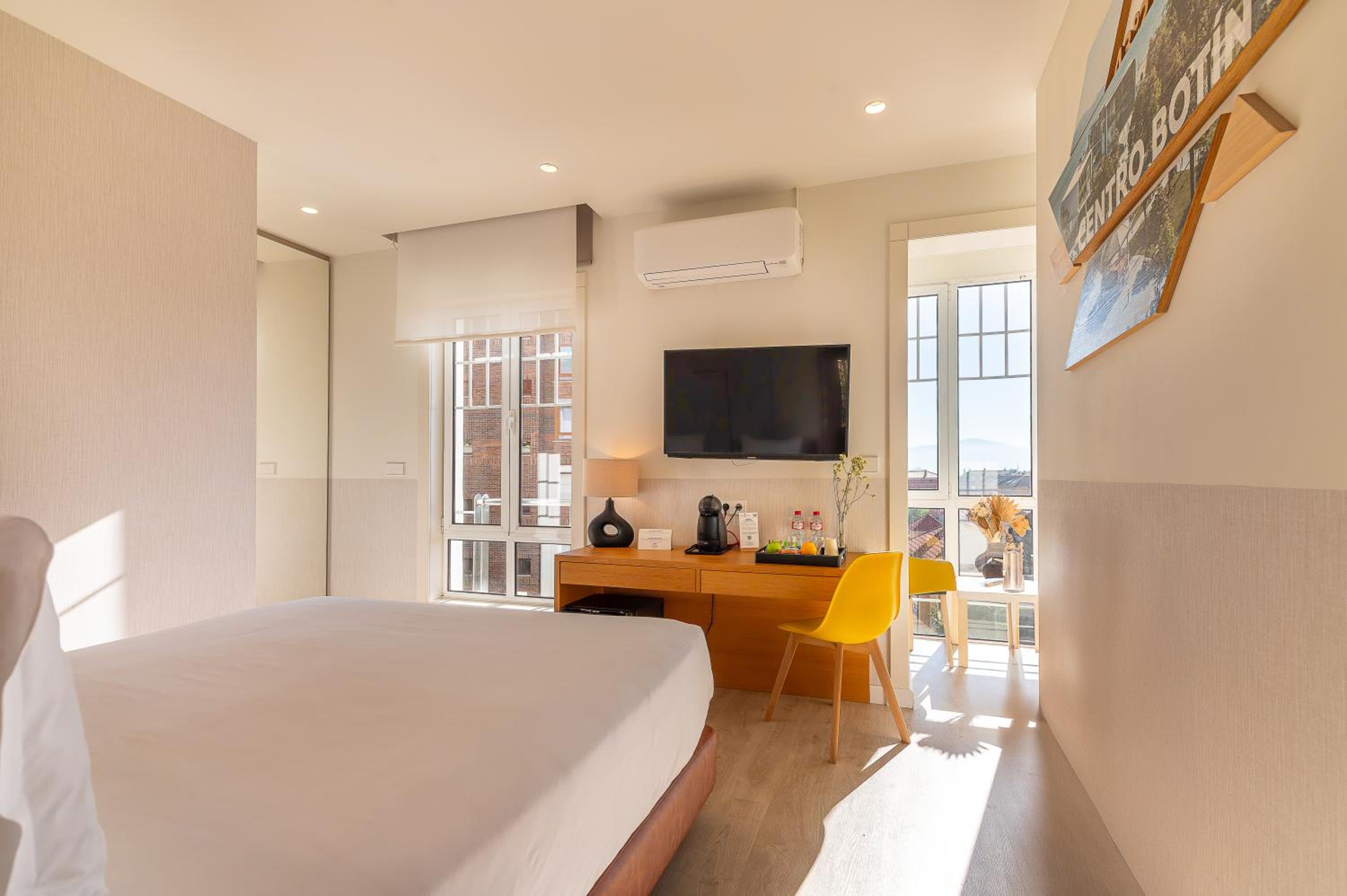 Superior Deluxe Double or Twin Room