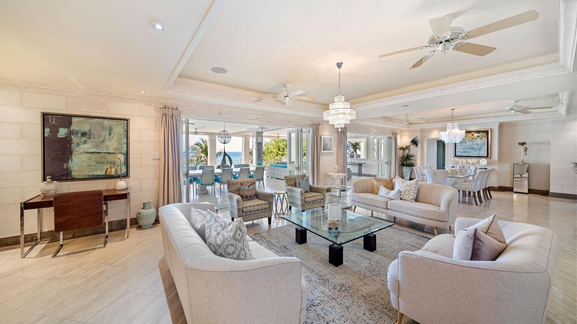 Superior Apartment photo 2