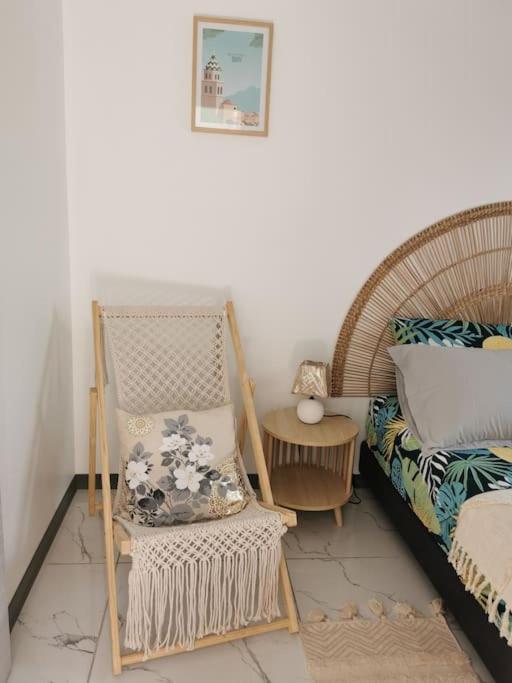 One-Bedroom House photo 1
