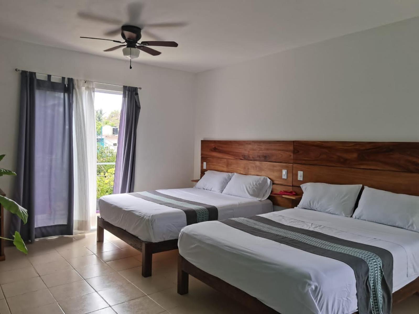 Twin Room with Private Bathroom photo 1