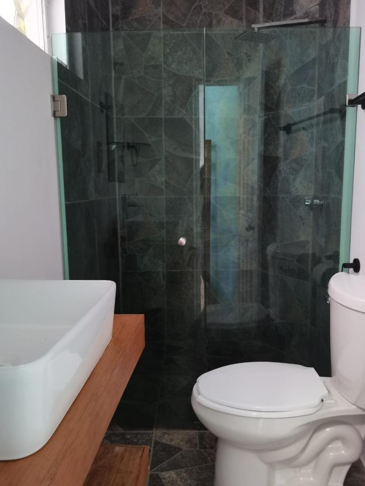 Double Room with Private Bathroom photo 2