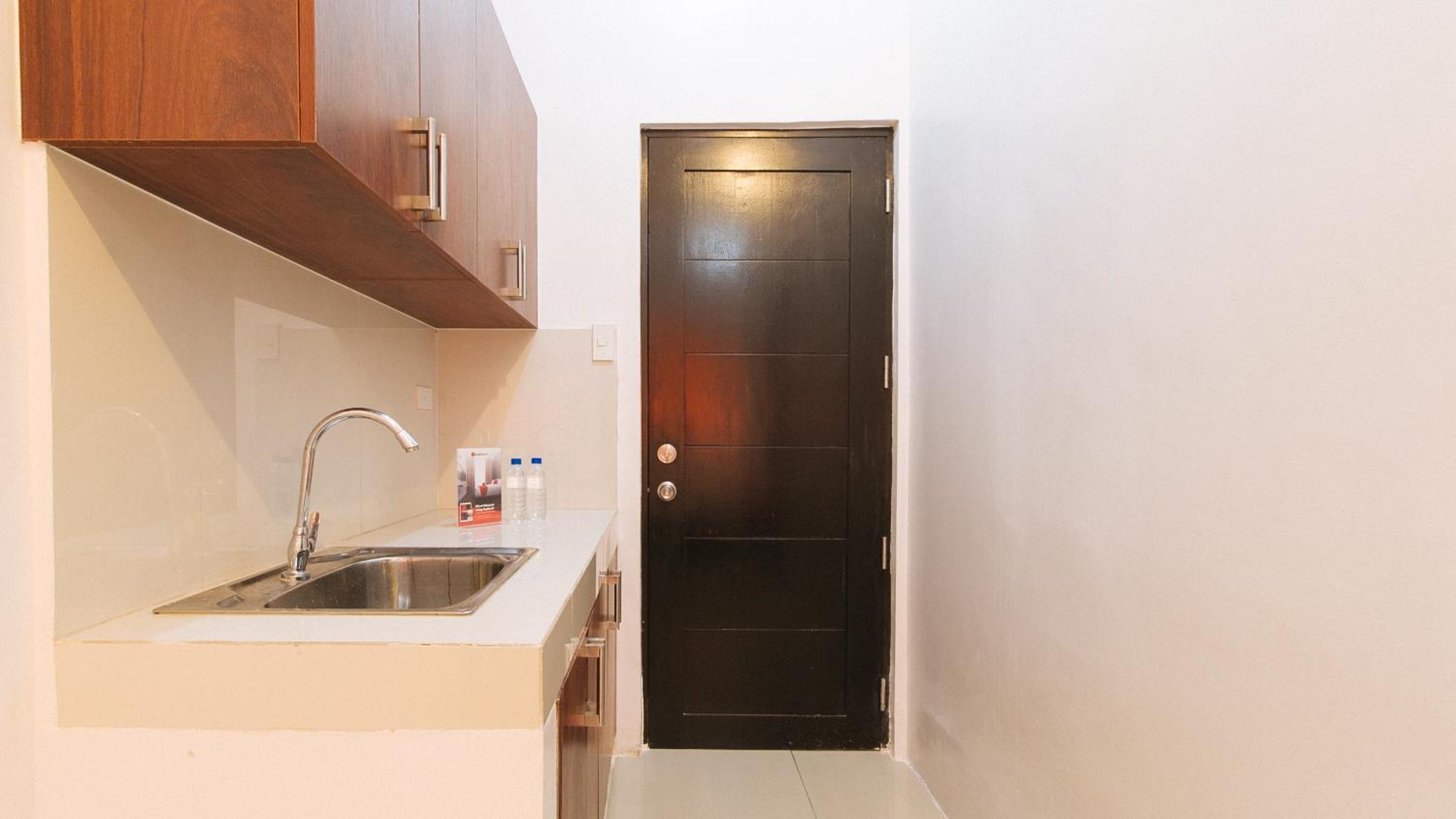 Double Room - Photo 7