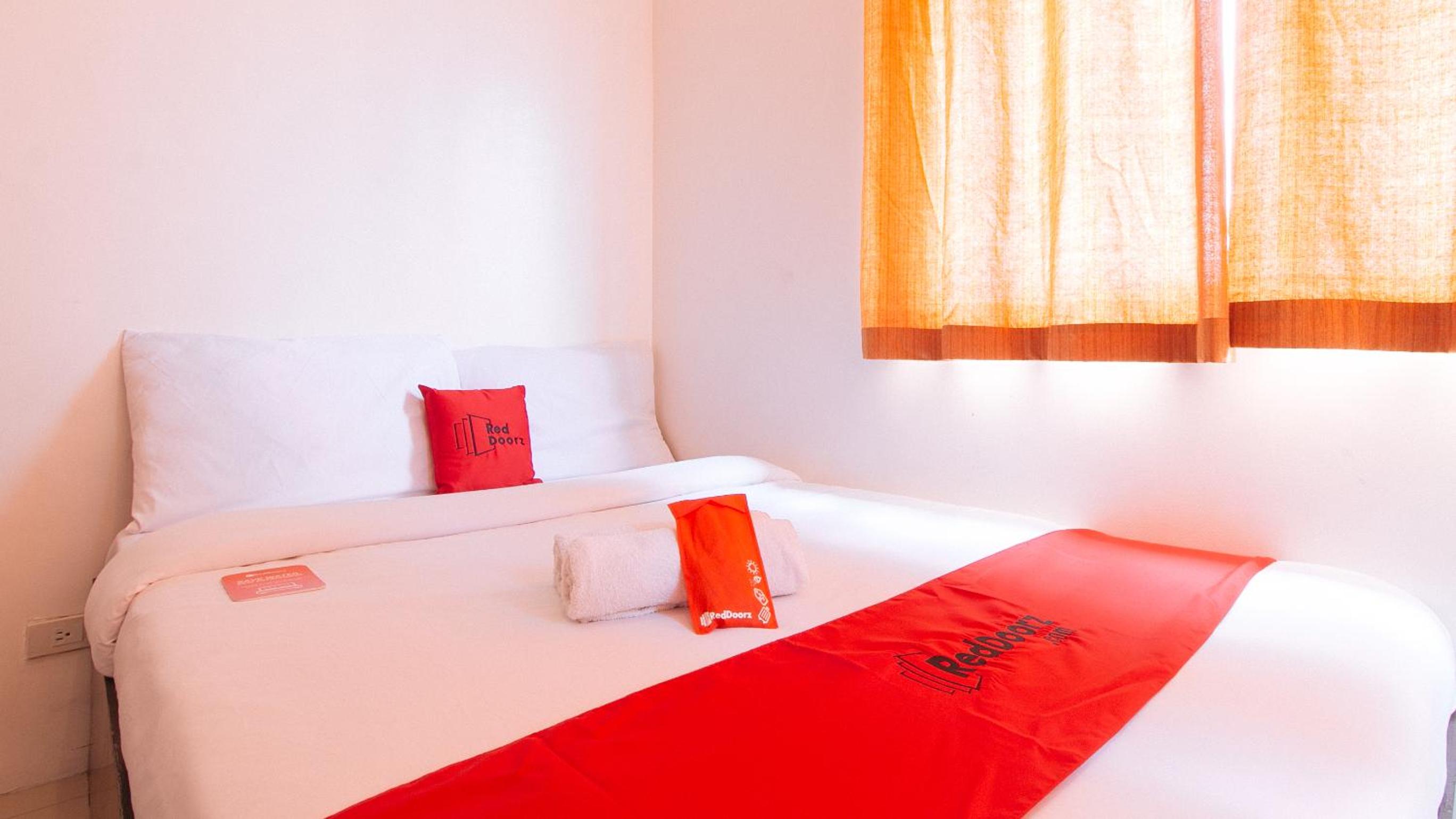 Deluxe Room - Photo 1