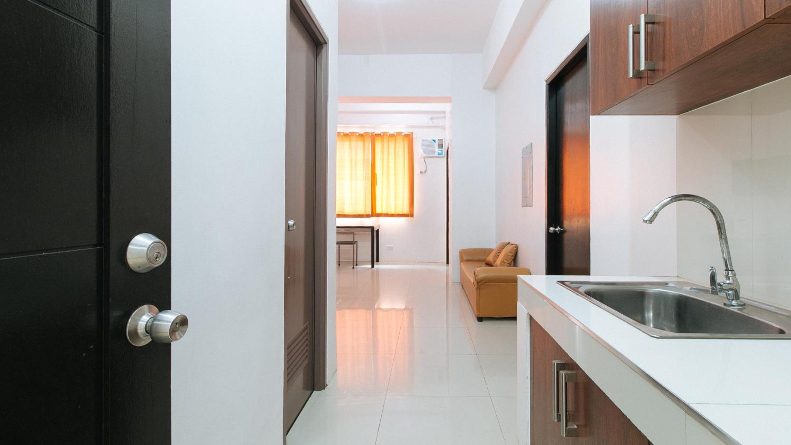 Deluxe Room - Photo 6