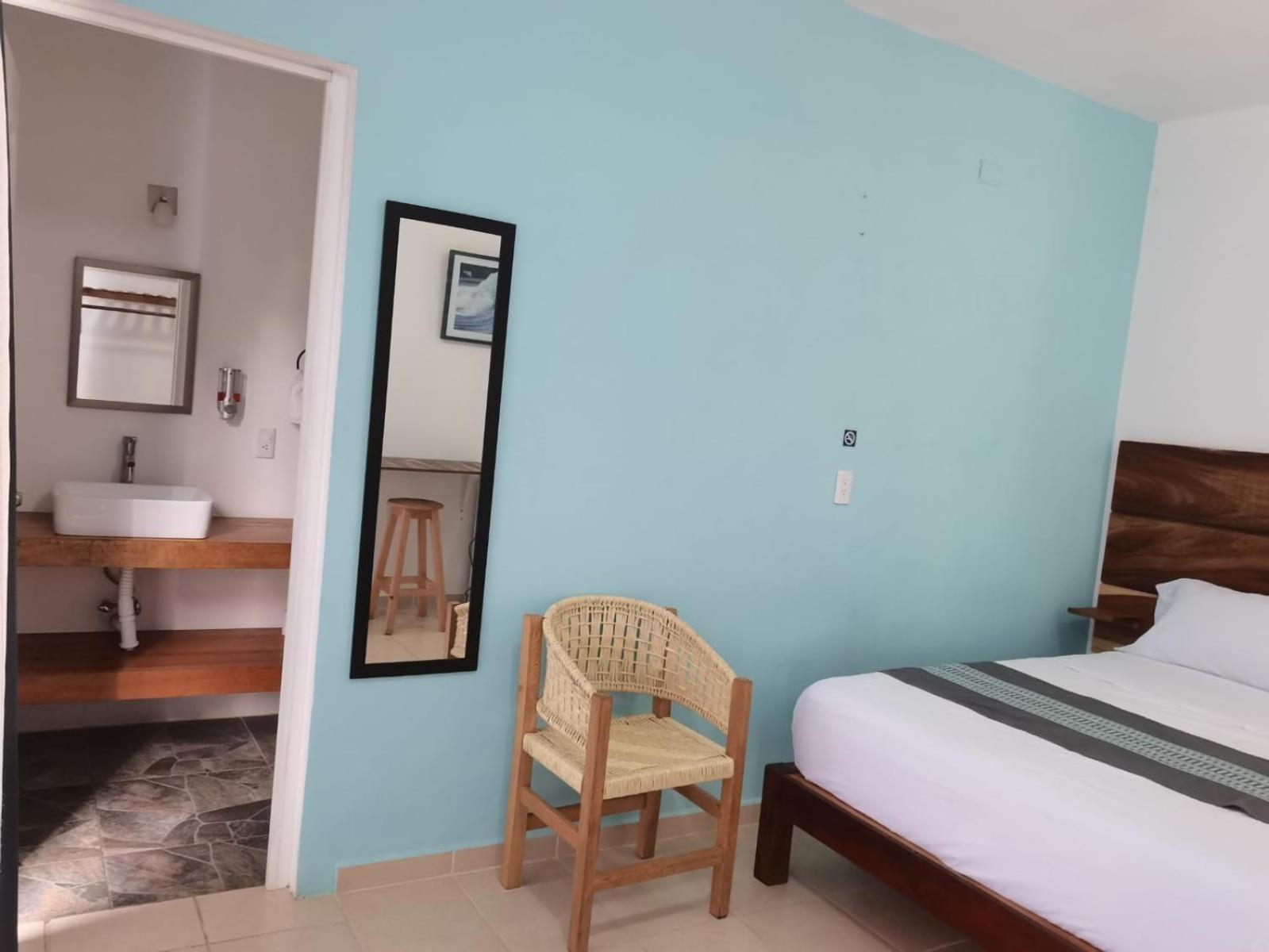 Double Room with Private Bathroom photo 1