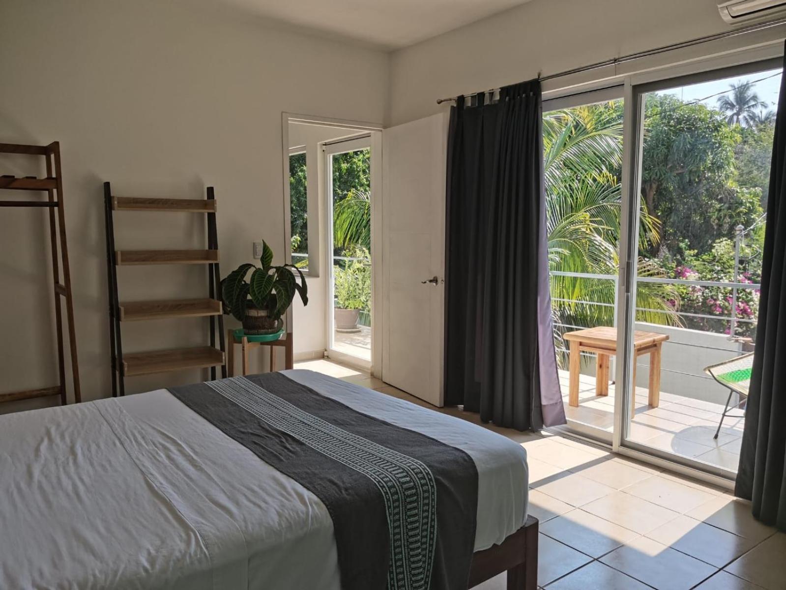Double Room with Private Bathroom photo 2