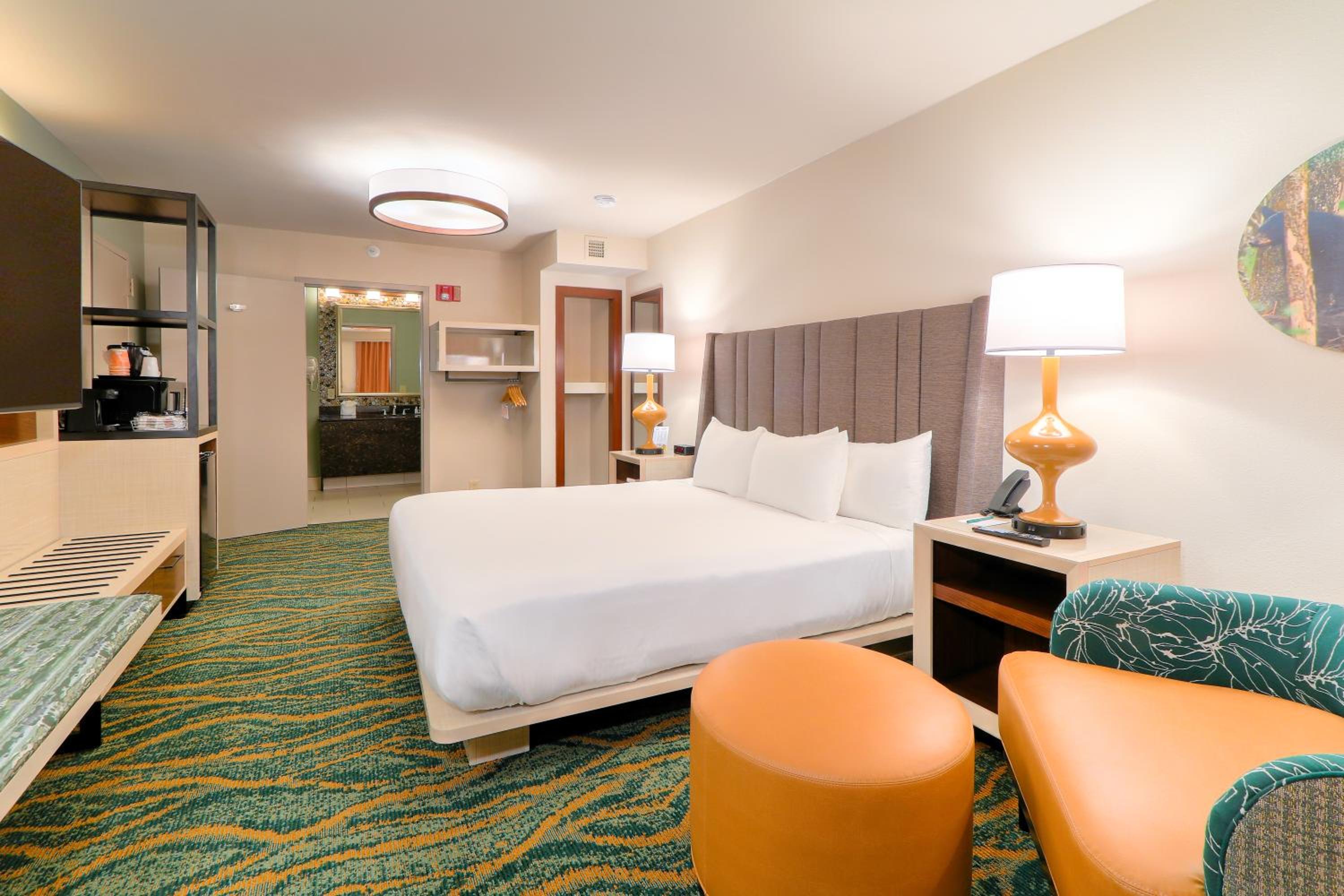 King Room - Accessible/Non-Smoking - Photo 2