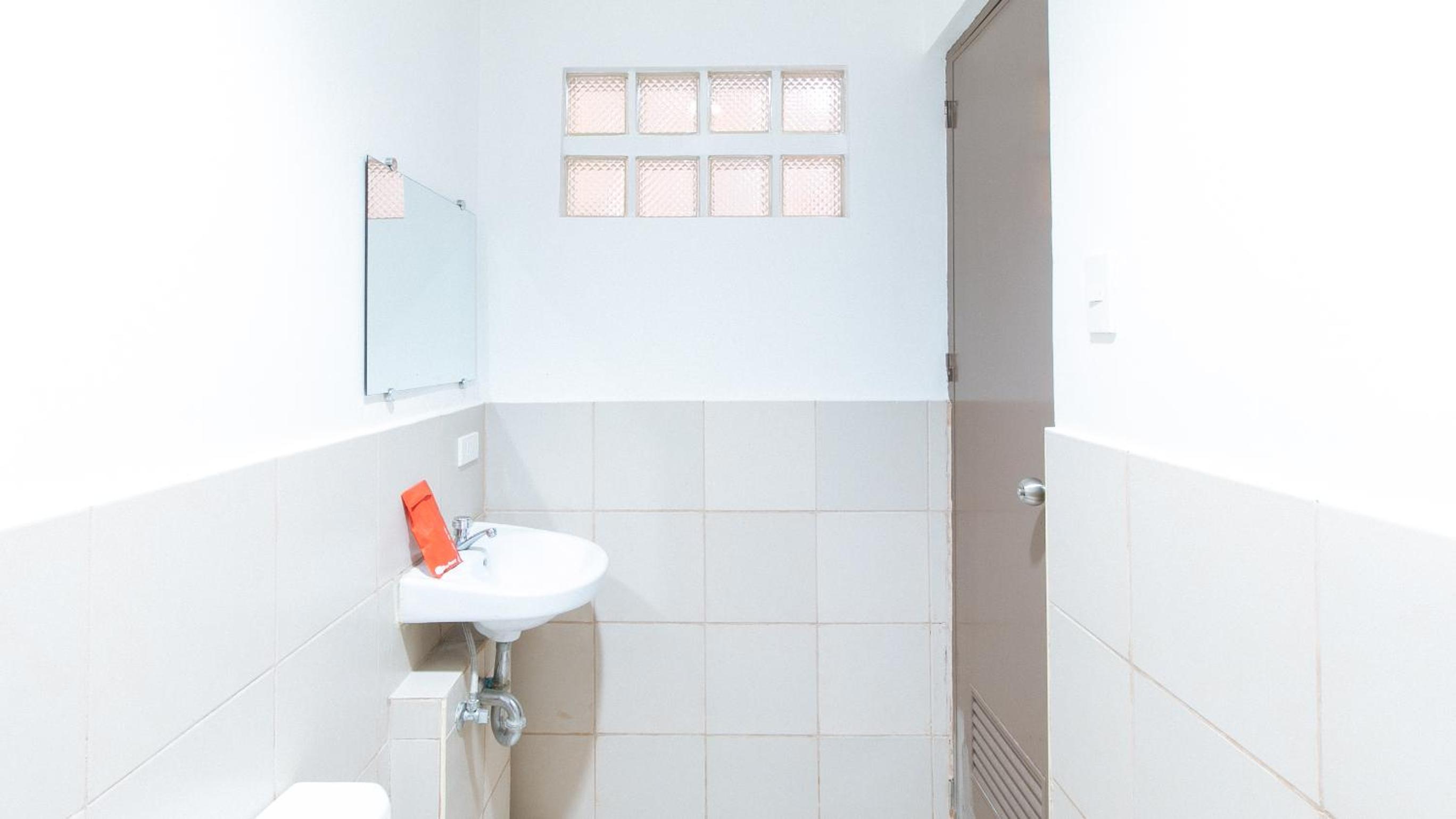 Double Room - Photo 2