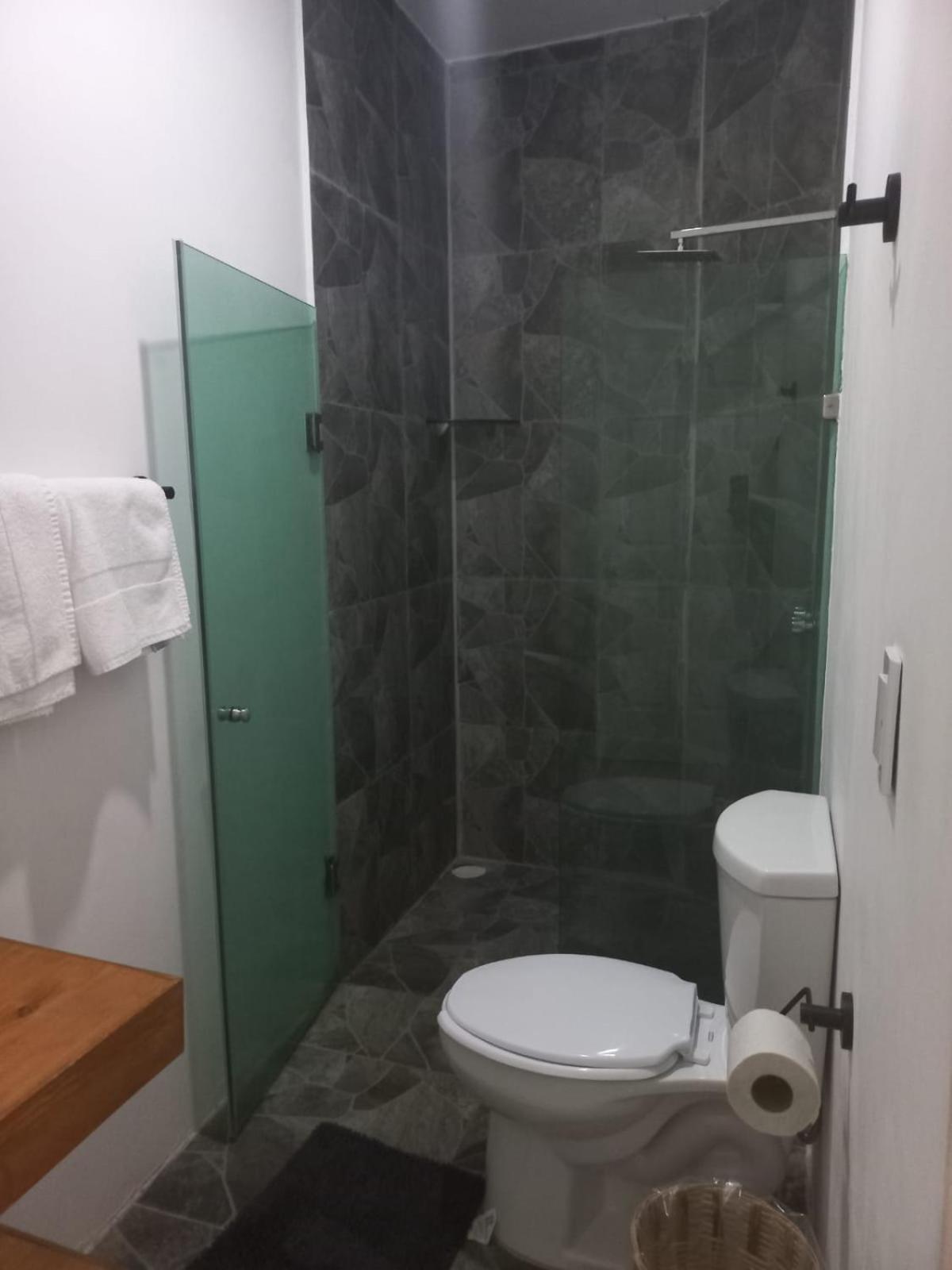 Double Room with Private Bathroom photo 2