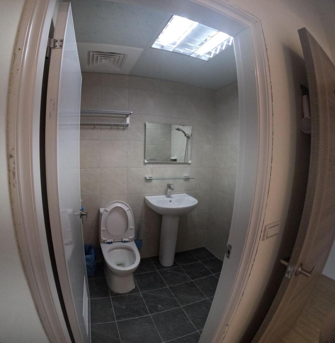 Double Room with Private Bathroom photo 2